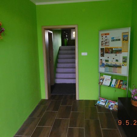 Ubytovani V Soukromi Na Podluzi Josefov Exterior photo